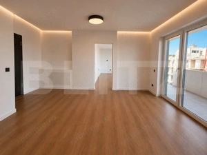 Apartament 4 camere, cu terase 36 mp, super view, zona Elite - imagine 2