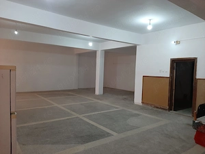 Spatiu comercial   cladire multifunctionala de vanzare   Ivanesti, jud. Vaslui   DN Vaslui-Bacau - imagine 2