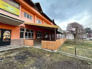 Spatiu comercial   cladire multifunctionala de vanzare   Ivanesti, jud. Vaslui   DN Vaslui-Bacau - imagine 4