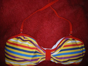 Costum de baie 3 piese (bikini, sutien, fustă)   NOU