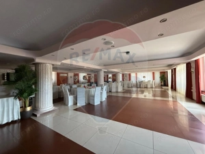 Hotel / Pensiune cu 36 camere de vânzare în Saturn - imagine 12