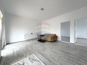 Casă cu 3 camere  Valu lui Traian - imagine 8