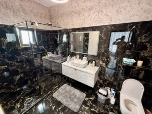 Casa parter lux - materiale premium - 214mp - 635mp teren - Metro - imagine 9