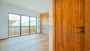La poalele Bucegilor, ultimul chalet din proiectul Alpinia · Râșnov - imagine 14