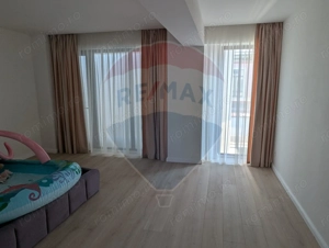 Casă / Vilă cu 6 camere de vânzare în zona Central - imagine 5