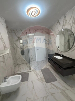 Casă / Vilă cu 6 camere de vânzare în zona Central - imagine 8