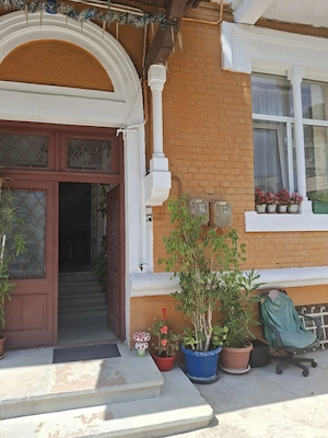 Vind apartament 2 camere 
