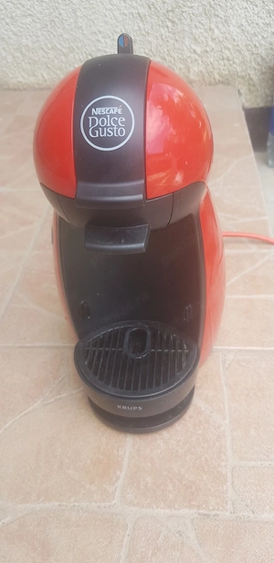   espressor de cafea Philips Senseo si Espressor capsule KRUPS Nescafe Dolce Gusto 