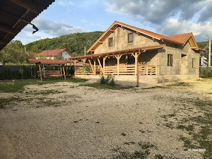 Casă de vânzare în Buciumi - imagine 2