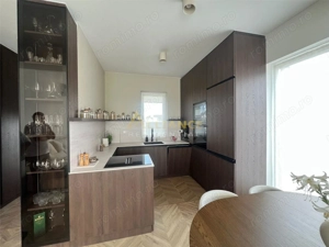 CASA PARTER MOBILATA SI UTILATA-3 CAMERE-2 BAI-STR.MIORITA - imagine 11
