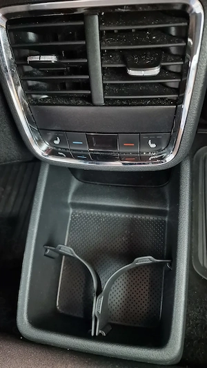 Skoda Octavia Scout 4 2.0 Tdi 4x4 200 cai - imagine 9