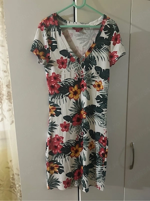 Rochie Guess originală florală, mărimea S, nouă nepurtată   