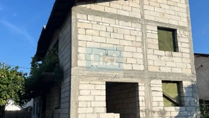 Casa Duplex partial finalizata,  zona Andrei Muresanu - imagine 5