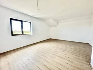 Duplex cu 4 camere - 116 mp - strada privata - Mosnita - imagine 15