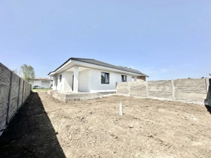 Duplex 3 camere pe parter cu finisaje la alegere – Albina