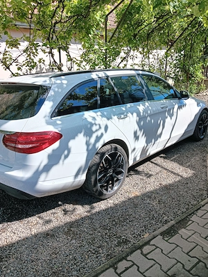 Vând Mercedes Benz C220 D - imagine 2