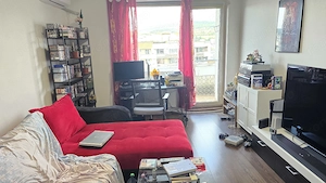 Vand apartament 2 camere decomandat in Deva, zona 22 Decembrie, 53 mp + 2 balcoane , mobilat - imagine 2