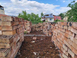 De vanzare casa demolabila cu teren 302 mp, front 9,6 m, str. Minerilor  - imagine 5