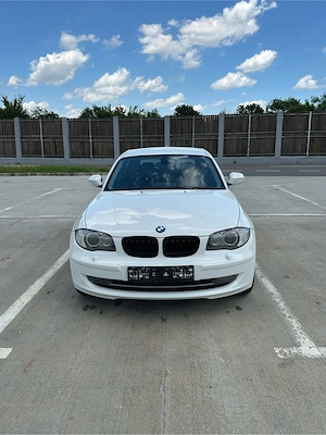 BMW Seria 1 118i LCI 2011 2.0 benzina 143cp 