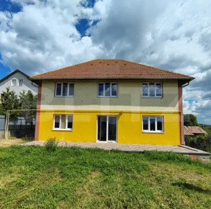 Casa individuala remarcabilă cu 6 camere, 360 mp, teren 4472 mp, Comuna Tureni