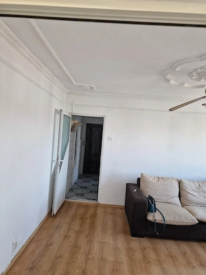 Vanzare apartament 2 camere - imagine 3