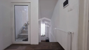 Casă 11 camere cu livadă | Dragomirești-Deal | De Închiriat - imagine 13