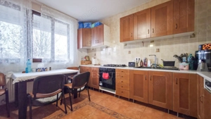 Casă 11 camere cu livadă | Dragomirești-Deal | De Închiriat - imagine 16