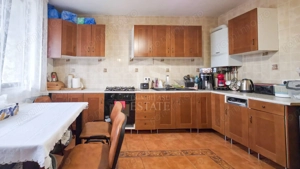 Casă 11 camere cu livadă | Dragomirești-Deal | De Închiriat - imagine 15