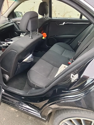 Mercedes W204