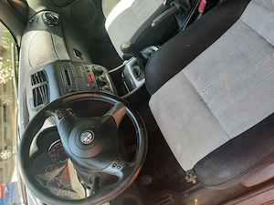 Vând  Alfa Romeo 147