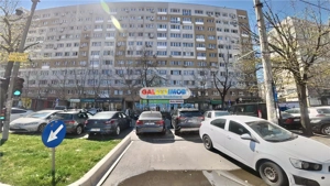 Vanzare spatiu stradal cu teren propriu - intersectie Dristor