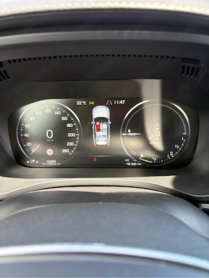 Volvo XC60 T8
