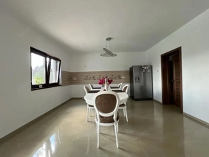  Casa individuala, 4 camere, 286 mp utili, 612 mp teren, piscina - Mosnita Noua - imagine 8