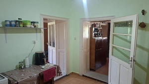 PROPRIETAR- vand casa masiva, situata central - imagine 3