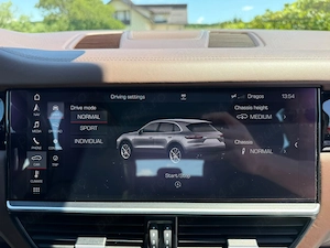 Vand Porsche Cayenne 2019, 3.0 V6 340 CP, cutie automata cu 8 trepte - imagine 10