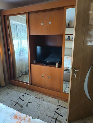 Închiriez apartament 3 camere zona Banatului  - imagine 2