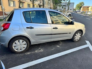 Vand Renault Clio 2009 benzina  - imagine 2