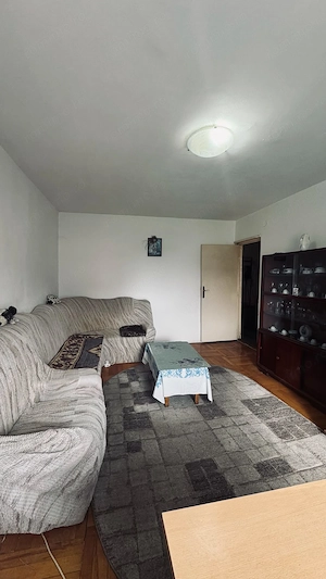 AV696 Apartament 3 camere, complet decomandat, Lipovei - imagine 2