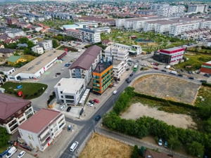 Cladire birouri si spatiu comercial , 830 mp constr, 15 locuri parcare, Chiajna - imagine 3
