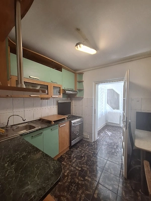 2cam dec.A-uri et1str.traian 70000euro - imagine 7
