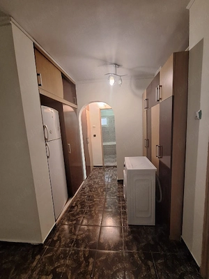 2cam dec.A-uri et1str.traian 70000euro - imagine 2
