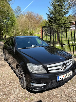Mercedes C220 Avantgarde - imagine 5