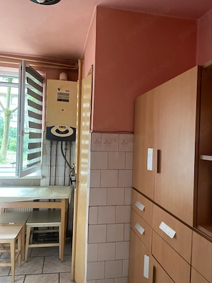 Vand apartament , 2 camere , parter , micro 1 , Aleea Pinilor