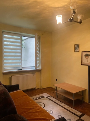 Vand apartament , 2 camere , parter , micro 1 , Aleea Pinilor - imagine 4
