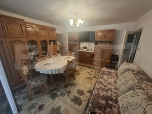 Apartament  de vanzare cu 2 camere,52 mp,zona micro 16 - imagine 7
