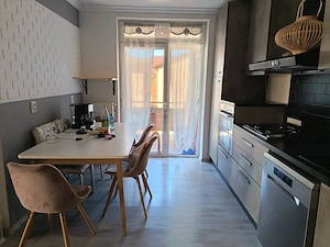 Apartament de 3 camere, semidecomandat, TINERETULUI  FLORESTI