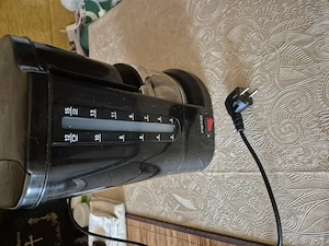 Vand La Cel Mai Bun Pret De Pe Piata Cafetiera Rotel.