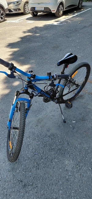 De vanzare bicicleta