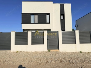 Casa Individuala - 5 camere - 2 bai - 300 mp teren - imagine 3