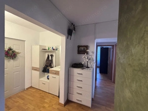 Dambu Pietros - Vanzare apartament 3 camere - Str. Magurei - imagine 5